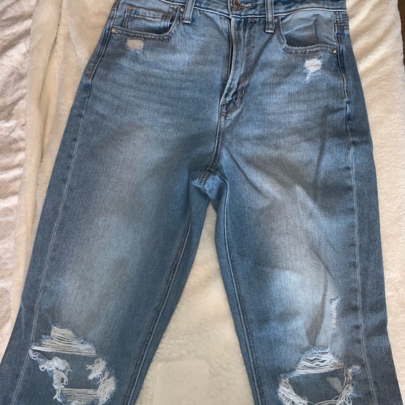 Jeans - Picture 2 of 3